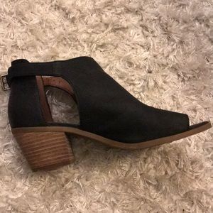 Lucky Brand peep toe bootie